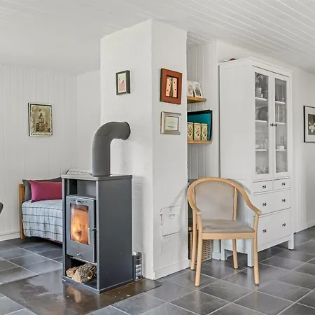 Holiday home Randulf - From The Sea By Interhome *